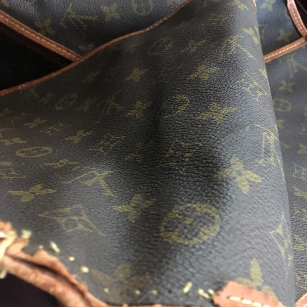 1980’s LV logo garment bag